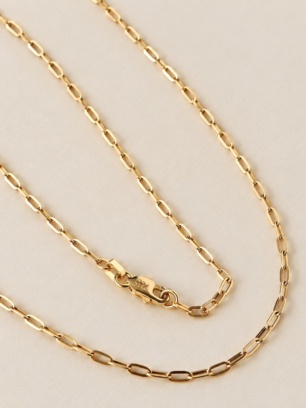 10k Classic Yellow Gold Paperclip Chain Necklace Beautiful